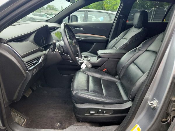 2023 CADILLAC XT4
