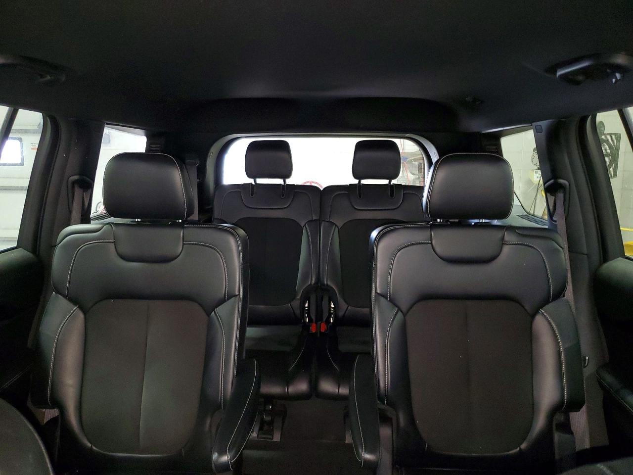 2021 JEEP GRAND CHEROKEE L LAREDO 4X4
