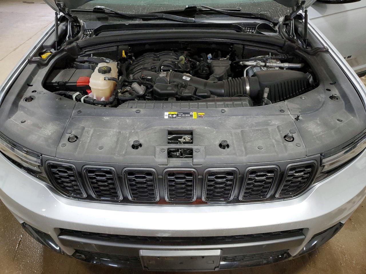 2021 JEEP GRAND CHEROKEE L LAREDO 4X4
