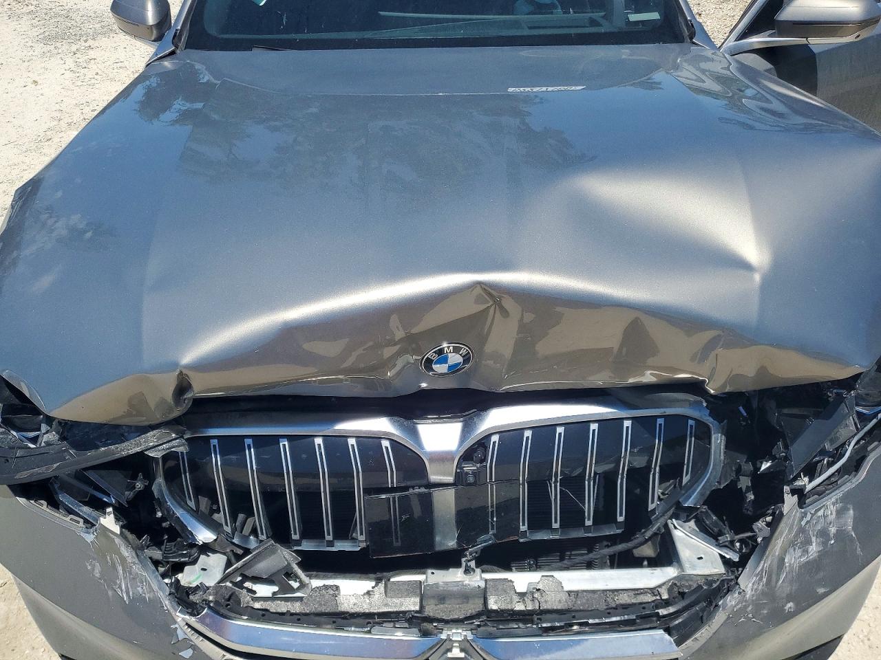 2024 BMW 530