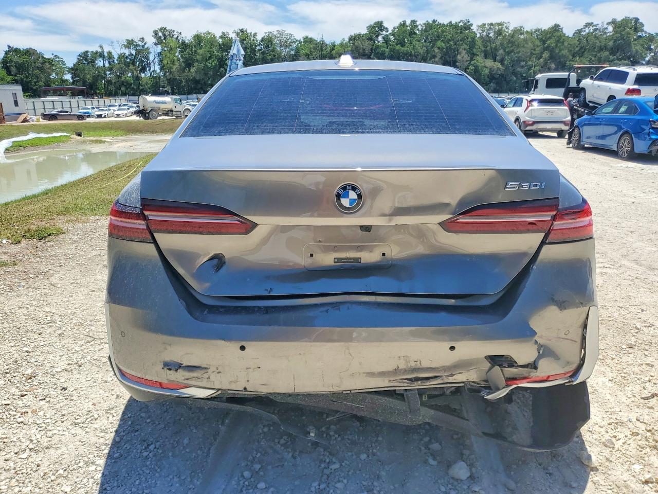 2024 BMW 530