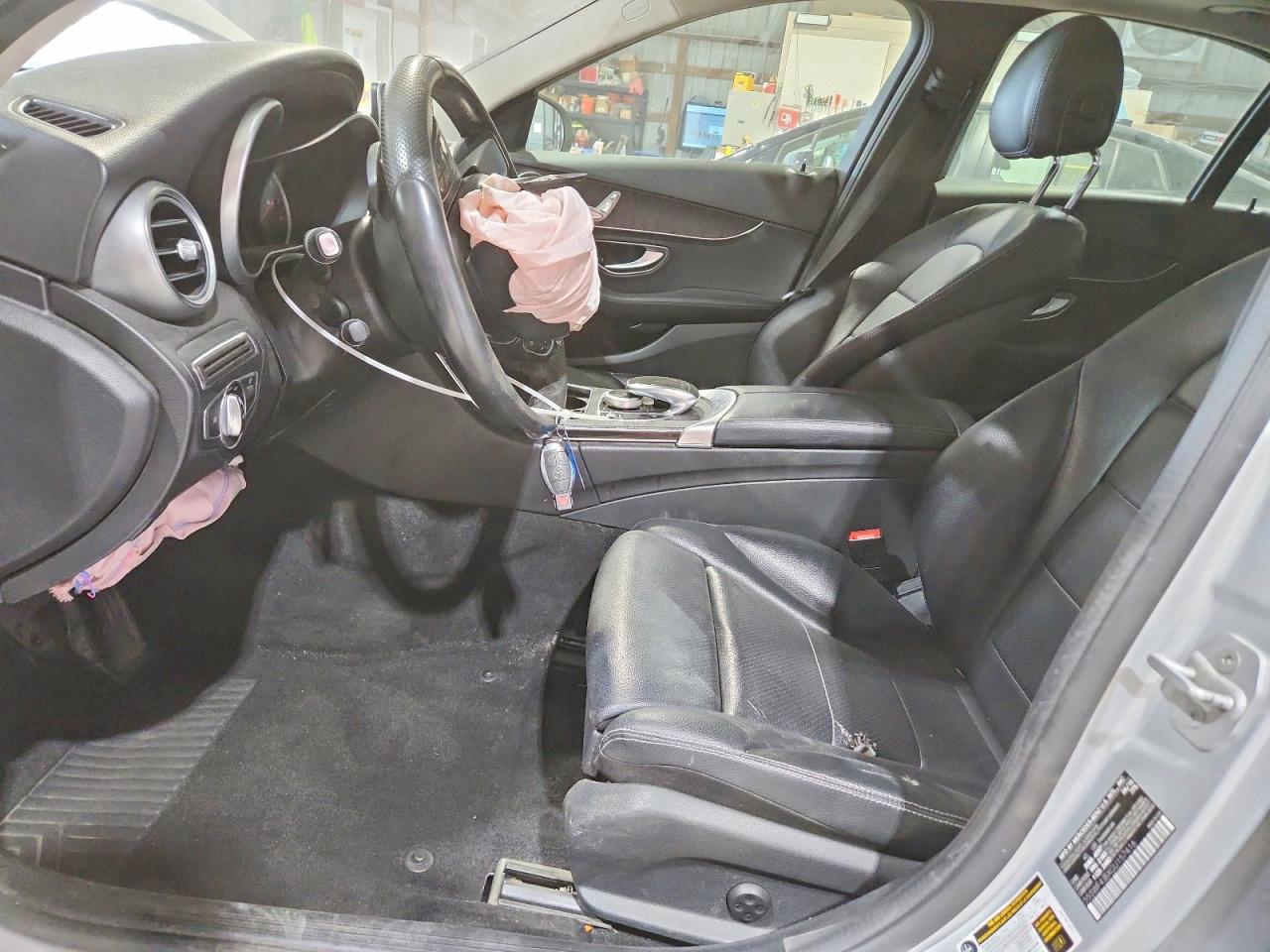 2016 MERCEDES-BENZ C C300