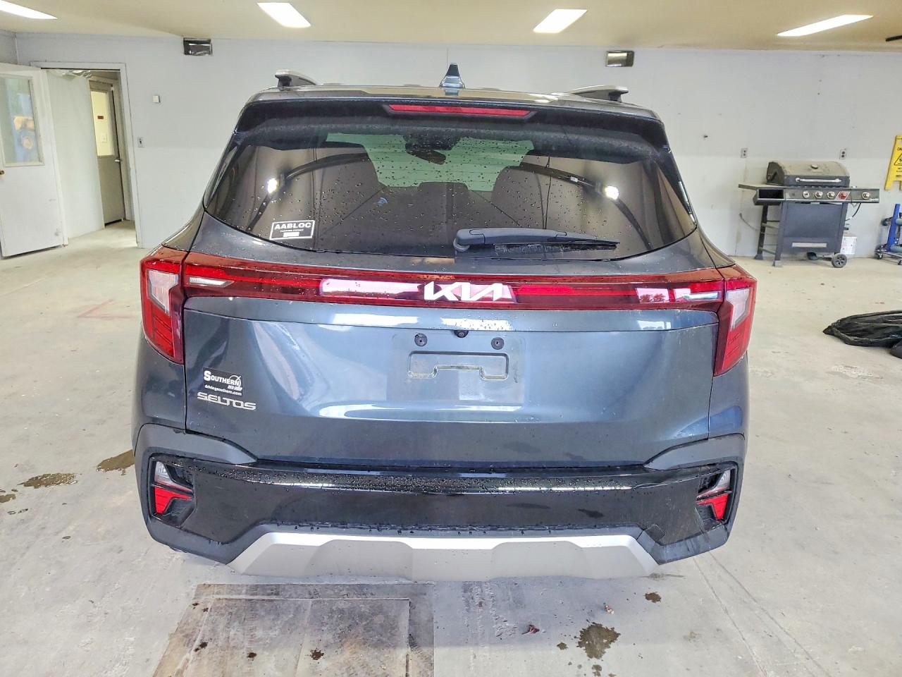 2024 KIA SELTOS S, X-Line