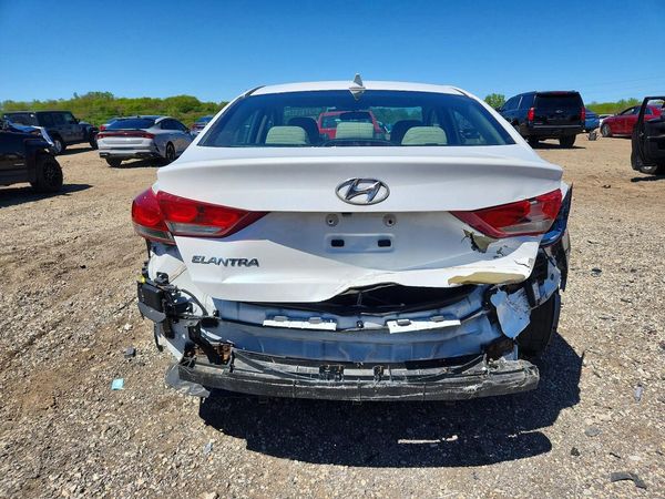 2018 HYUNDAI ELANTRA