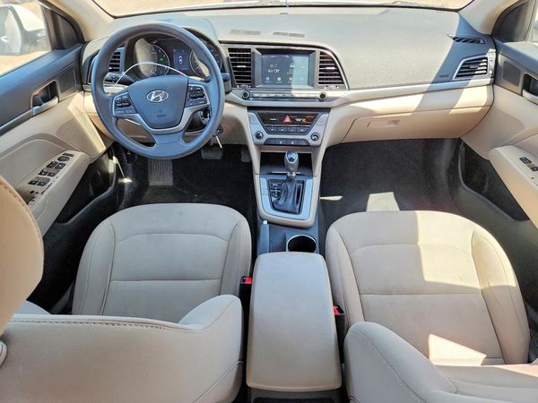 2018 HYUNDAI ELANTRA