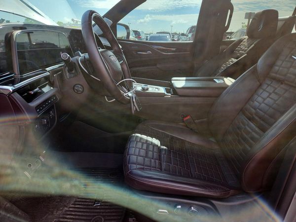 2024 CADILLAC ESCALADE