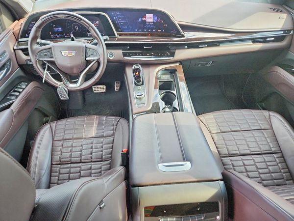 2024 CADILLAC ESCALADE