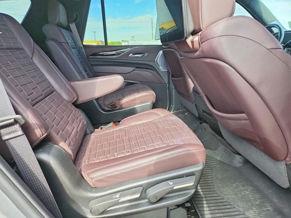 2024 CADILLAC ESCALADE