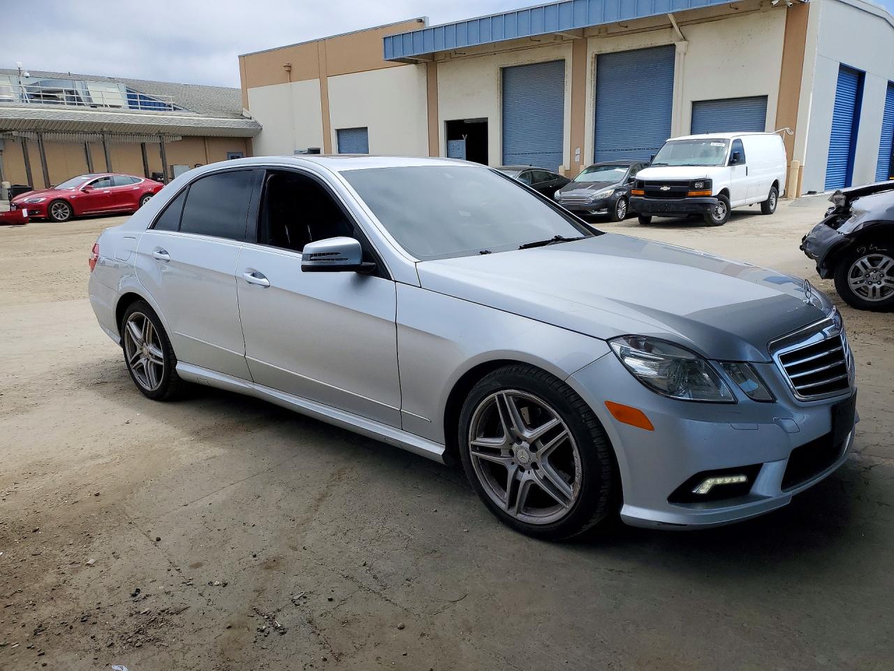 2011 MERCEDES-BENZ E E350