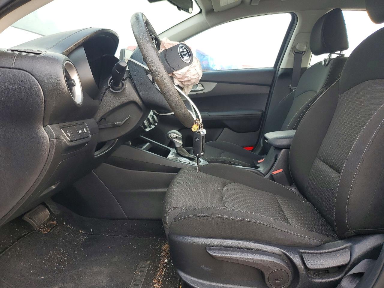 2021 KIA FORTE FE, LXS
