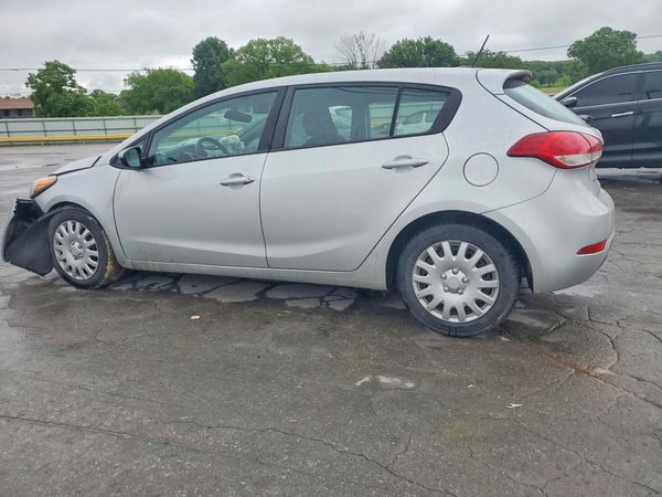 2016 KIA FORTE GL (Middle-Low Grade)
