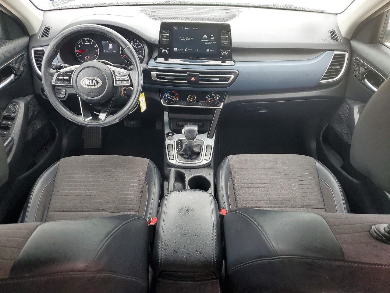 2021 KIA SELTOS S