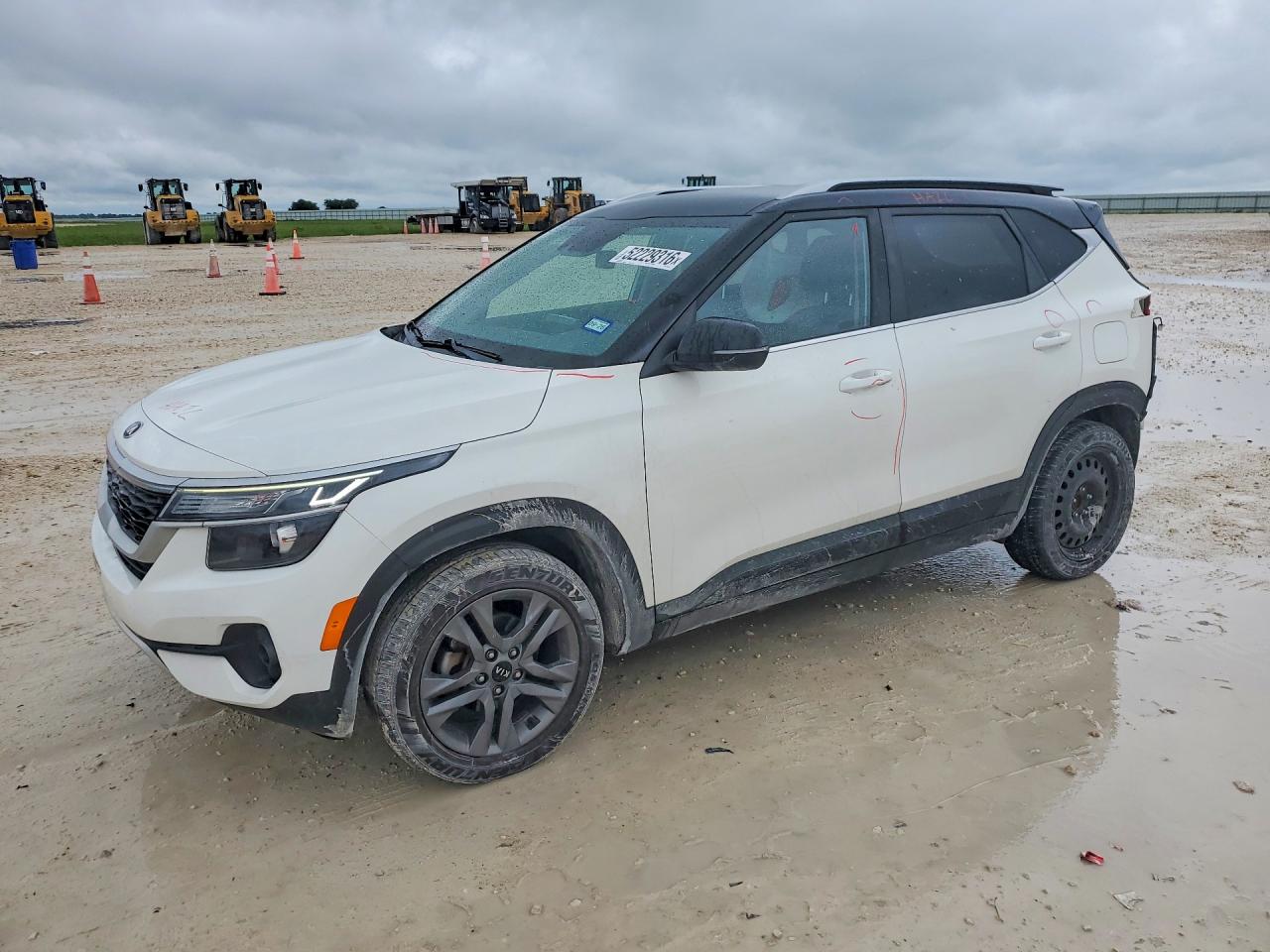 2021 KIA SELTOS S