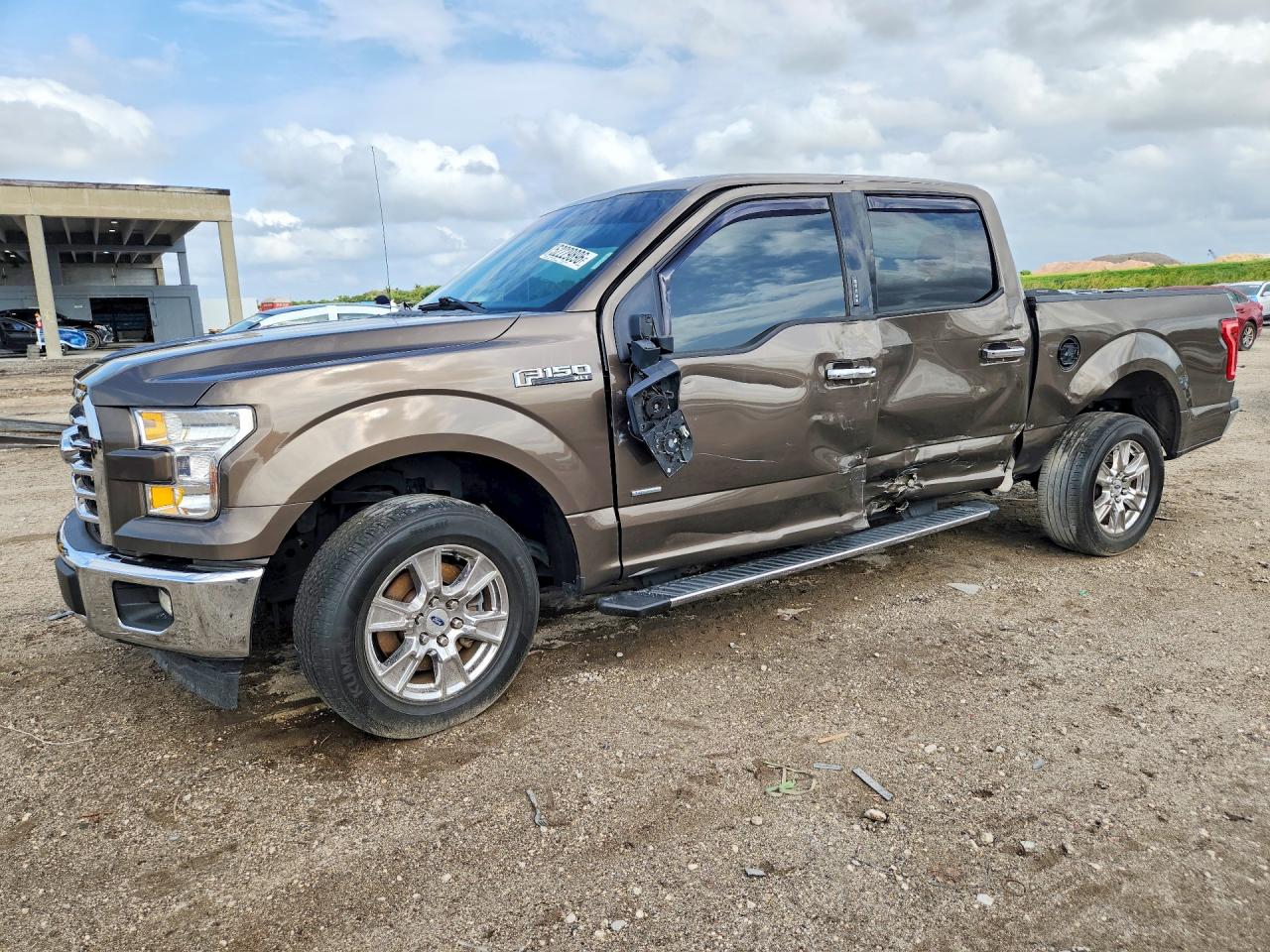2017 FORD F150 SuperCrew