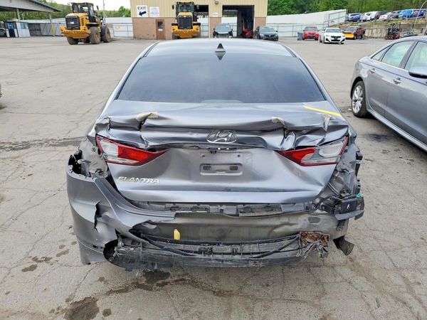 2018 HYUNDAI ELANTRA