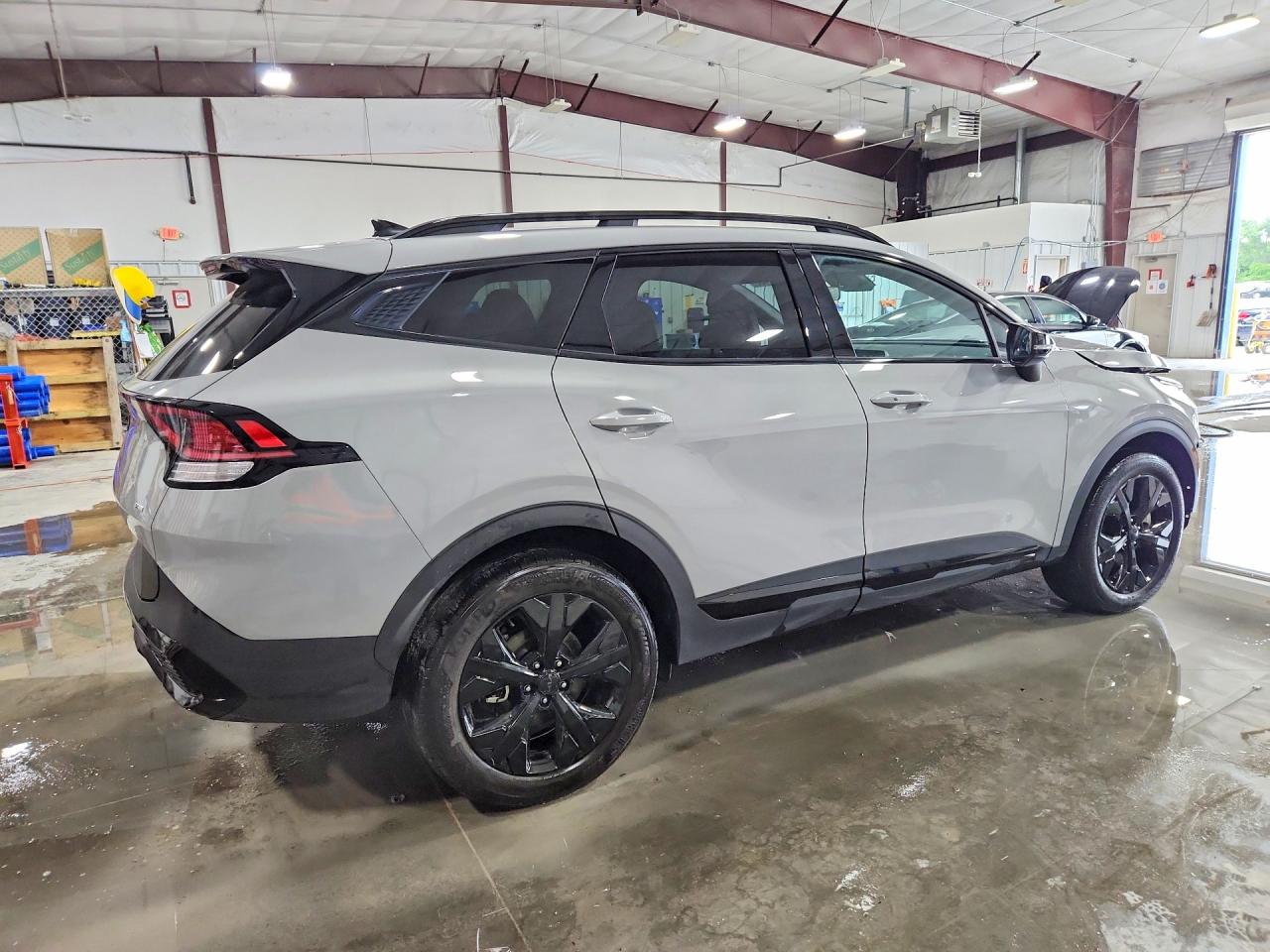 2025 KIA SPORTAGE X-LINE