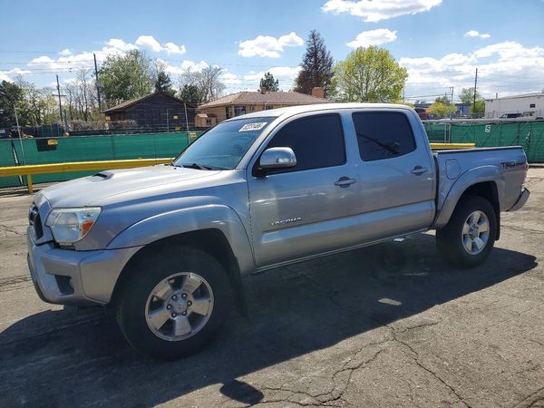 2015 TOYOTA TACOMA Delux Grade