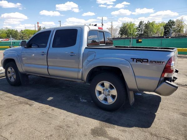 2015 TOYOTA TACOMA Delux Grade