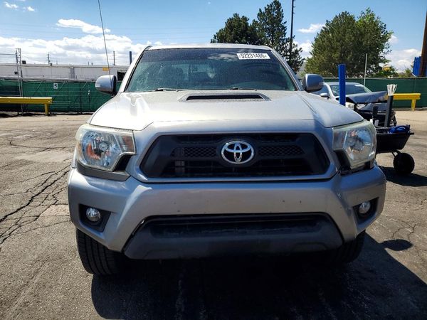 2015 TOYOTA TACOMA Delux Grade