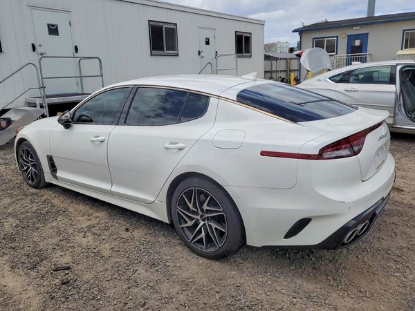 2022 KIA STINGER