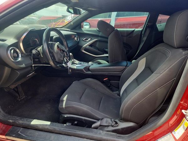 2017 CHEVROLET CAMARO 1LT