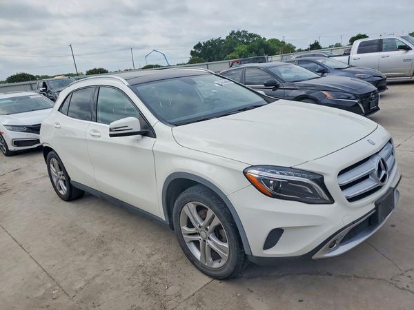 2015 MERCEDES-BENZ GLA GLA250 4-MATIC