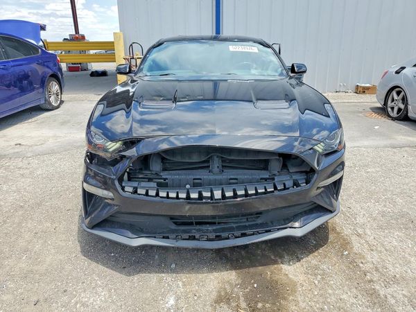 2018 FORD MUSTANG I4 Coupe