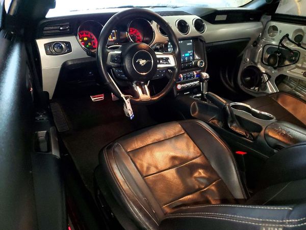 2017 FORD MUSTANG I4 Coupe