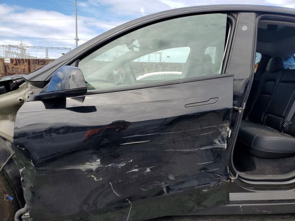 2024 TESLA MODEL Y