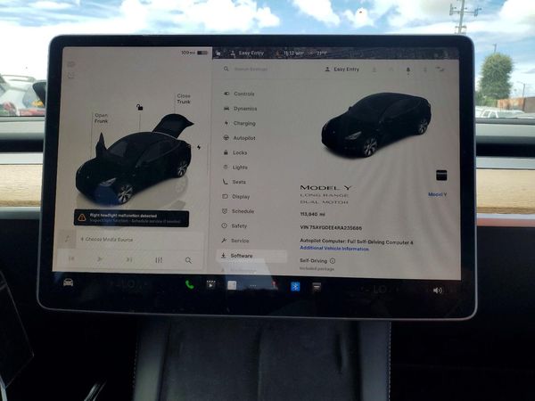 2024 TESLA MODEL Y