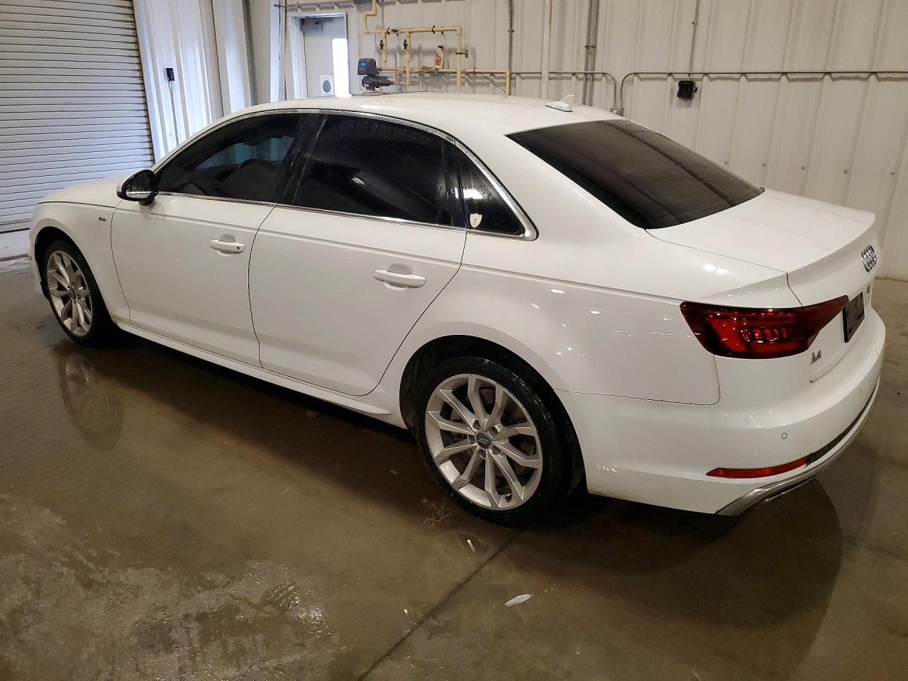 2019 AUDI A4 quattro Premium Plus