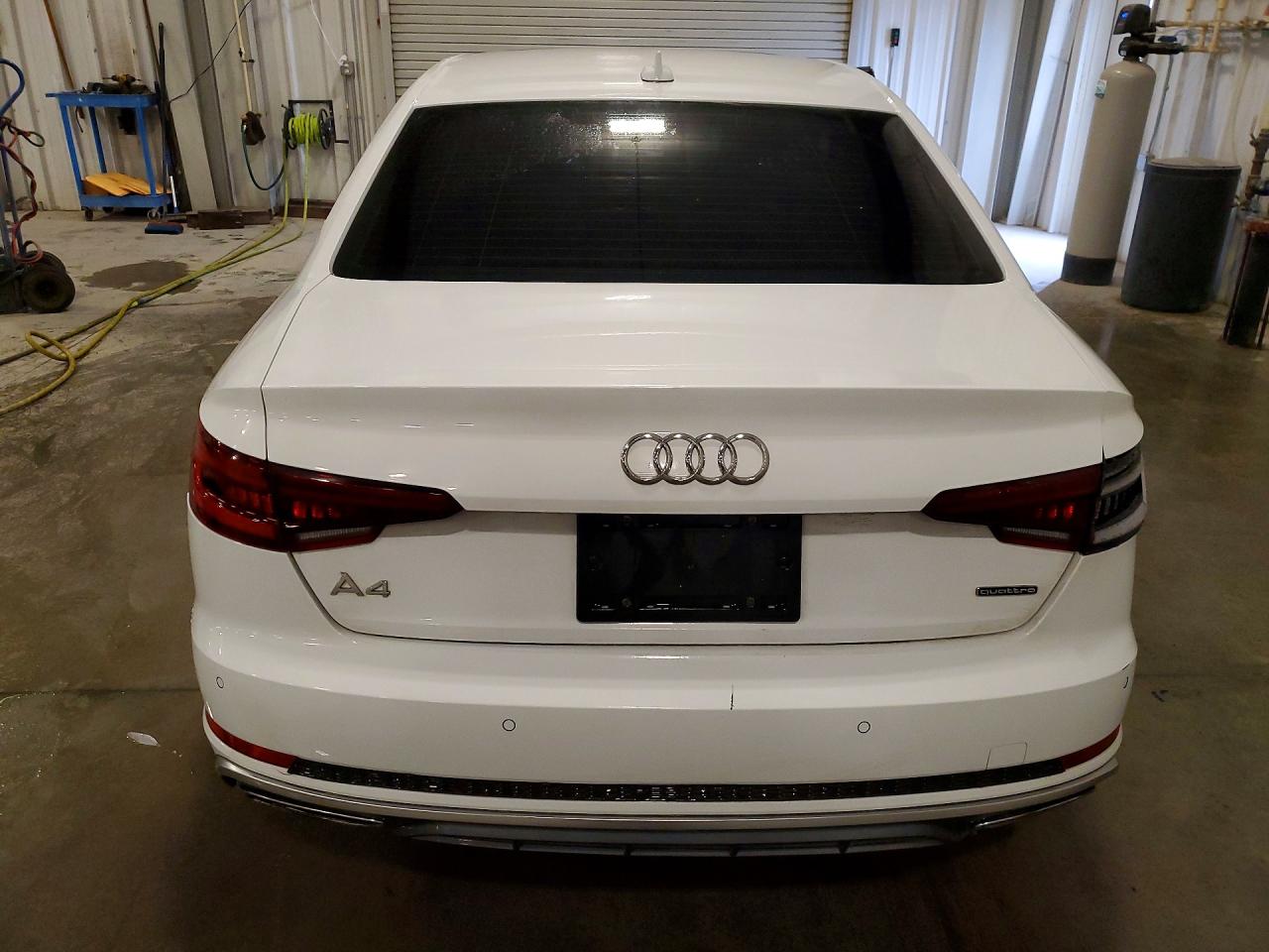 2019 AUDI A4 quattro Premium Plus