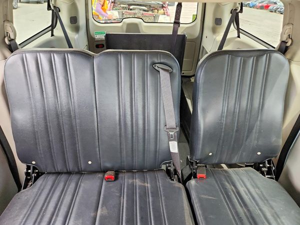 2019 DODGE GRAND CARAVAN SE