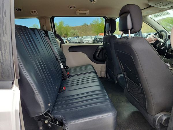 2019 DODGE GRAND CARAVAN SE