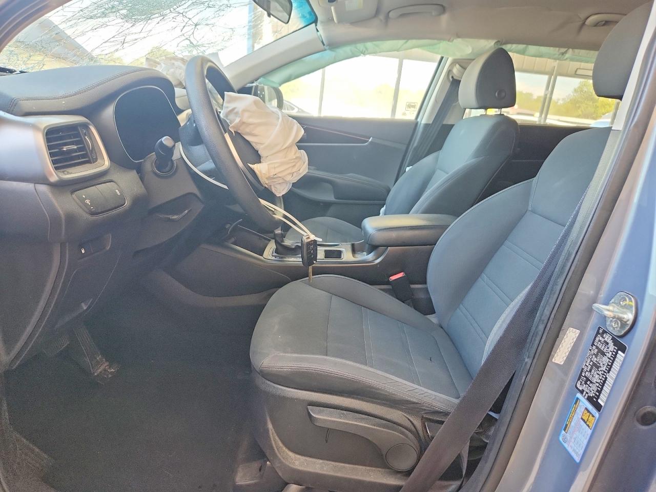 2020 KIA SORENTO L, LX, S