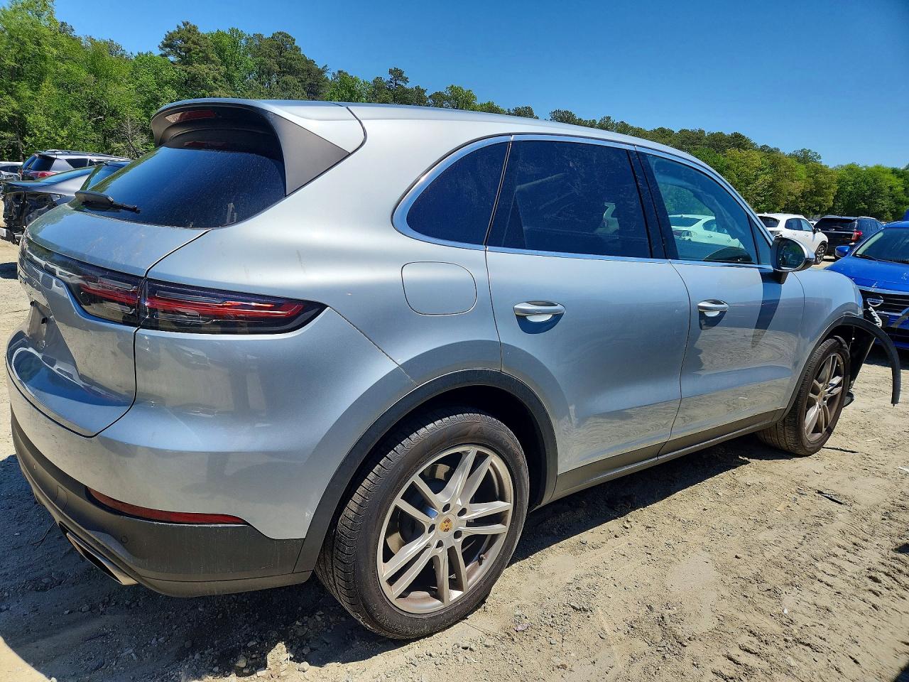2021 PORSCHE CAYENNE
