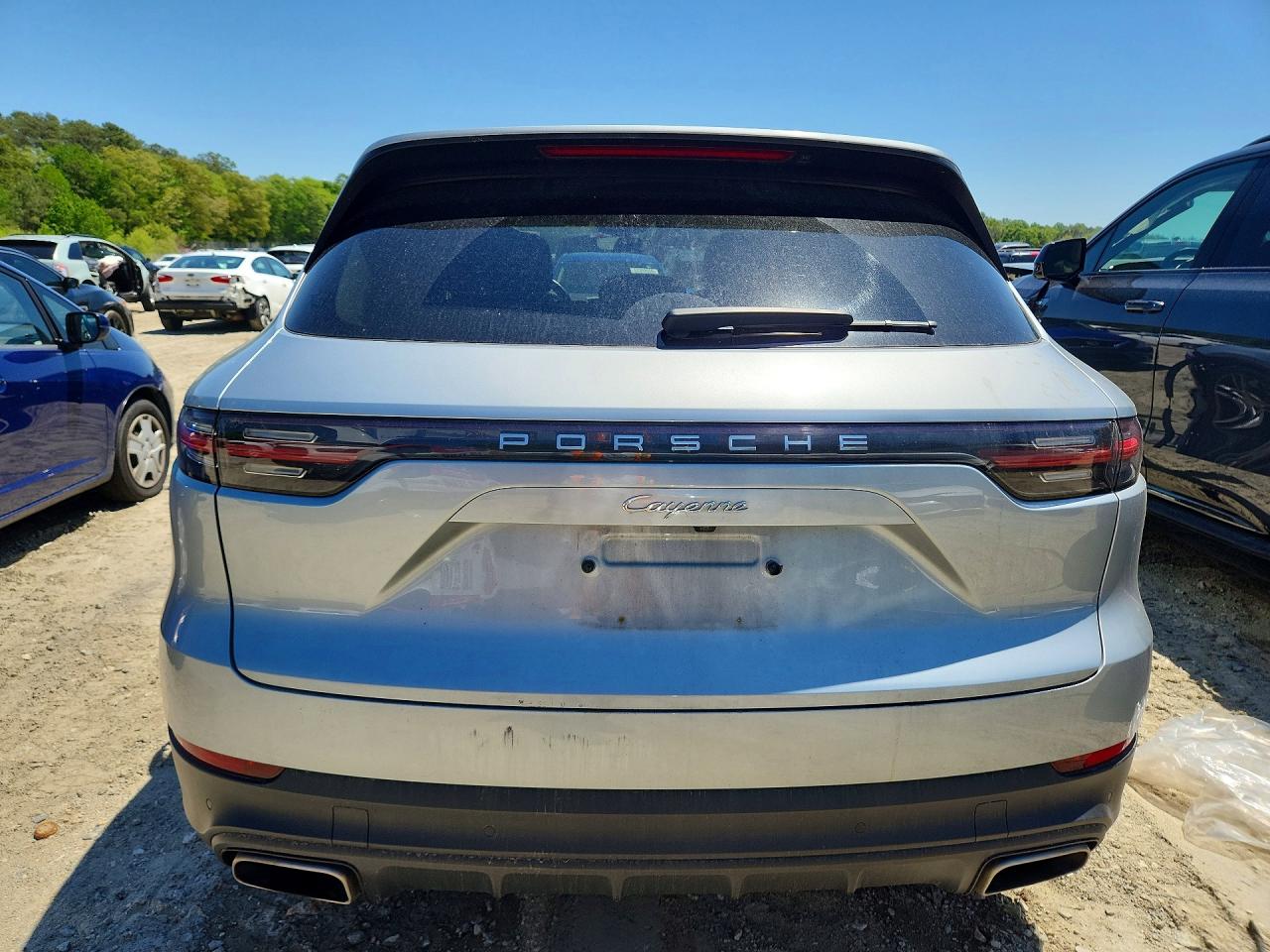 2021 PORSCHE CAYENNE