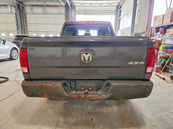 2017 RAM 1500 ST