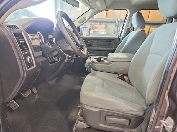 2017 RAM 1500 ST