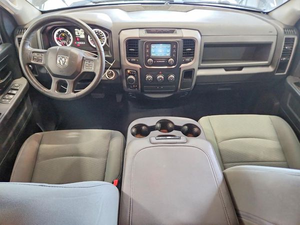 2017 RAM 1500 ST