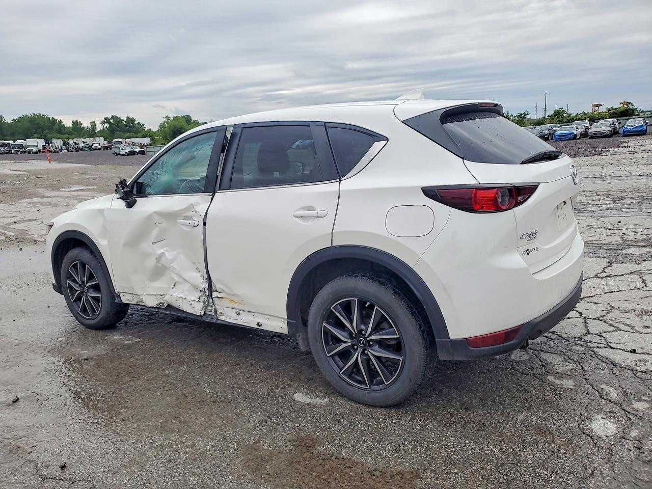2018 MAZDA CX-5 Touring