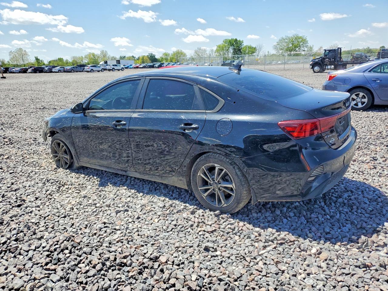 2022 KIA FORTE FE, LXS