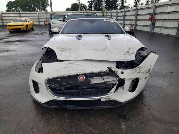 2020 JAGUAR F-TYPE
