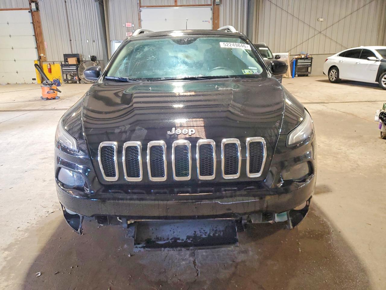 2017 JEEP CHEROKEE LATITUDE FWD