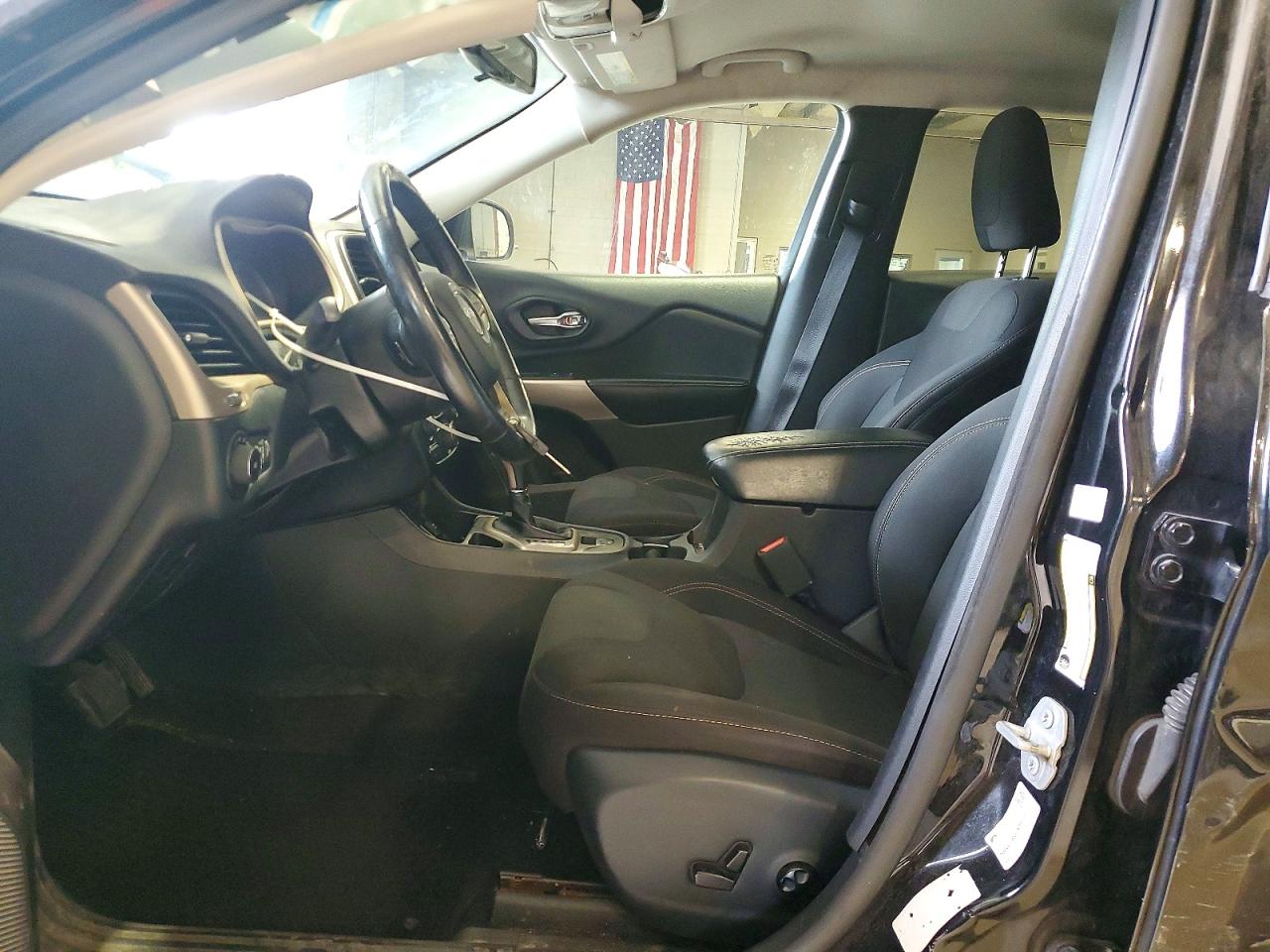 2017 JEEP CHEROKEE LATITUDE FWD
