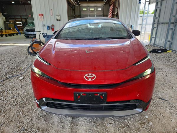 2024 TOYOTA PRIUS