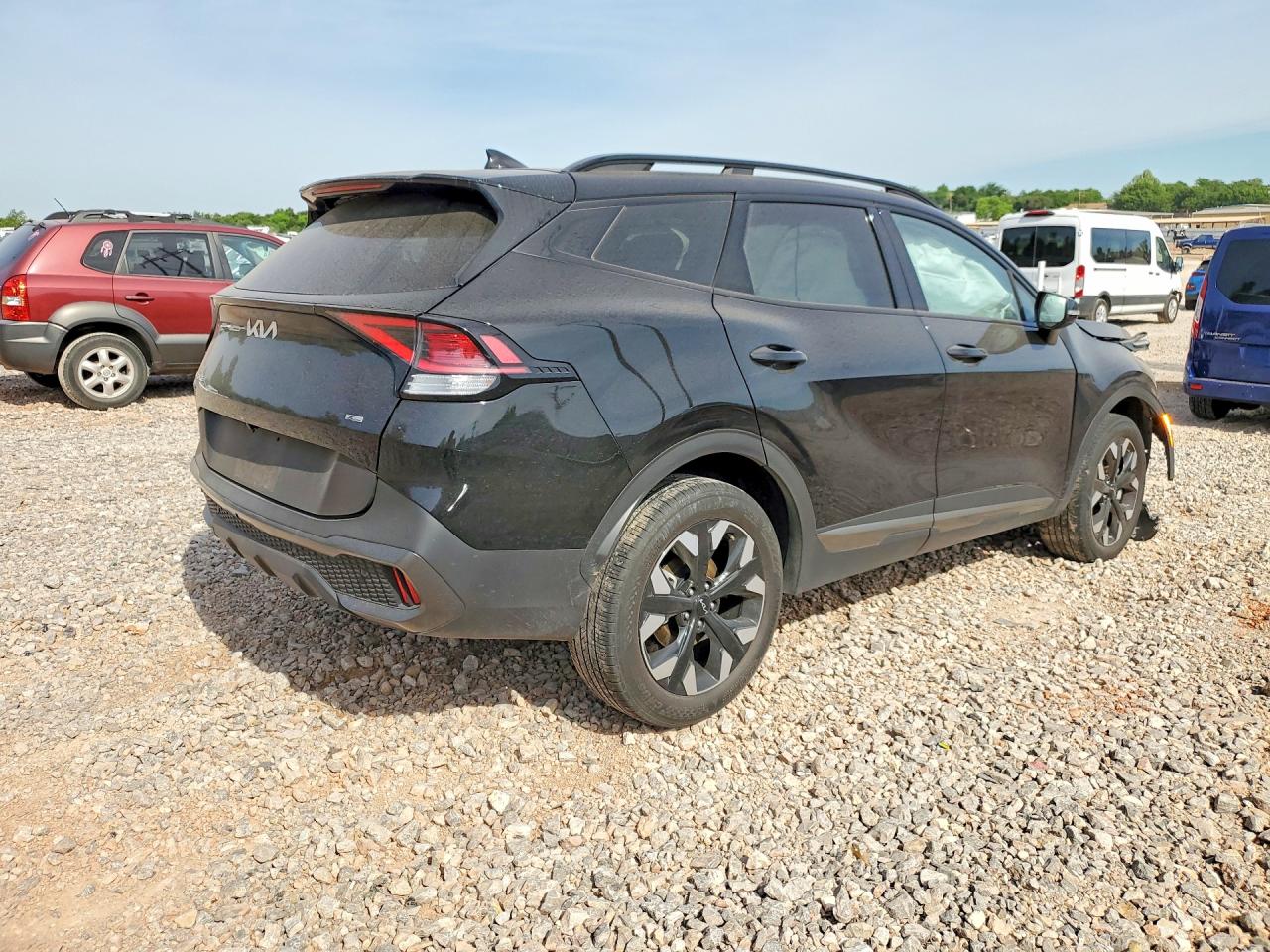 2024 KIA SPORTAGE X-LINE