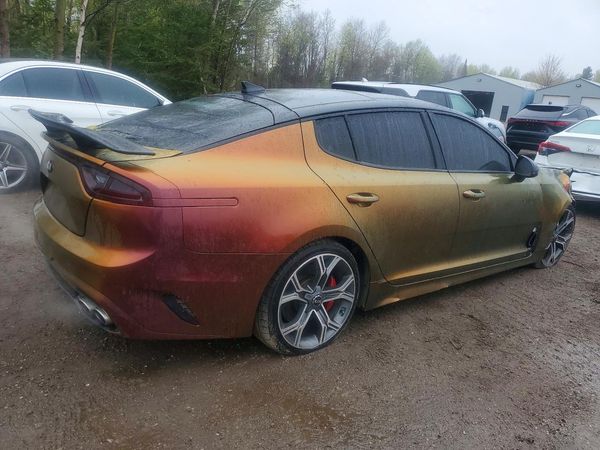 2020 KIA STINGER