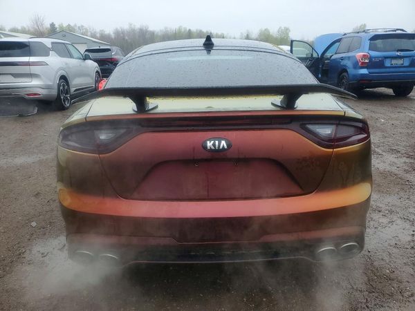 2020 KIA STINGER