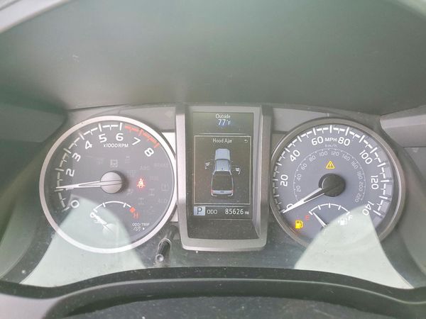 2021 TOYOTA TACOMA SR5